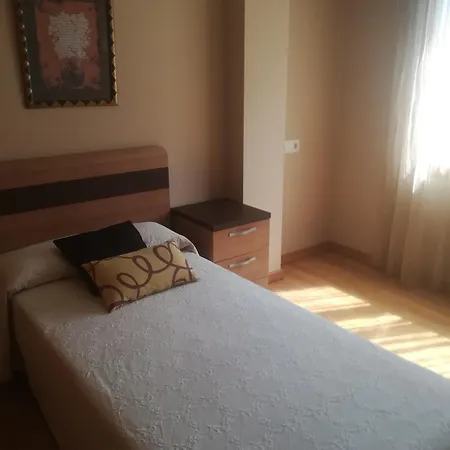 Fantastic 2 Bedrooms Living